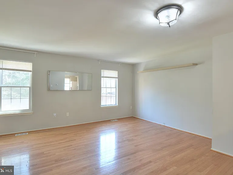 3 Birdseye Ct — Photo 10