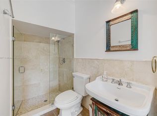 464 Fernwood Rd, Key Biscayne, FL 33149