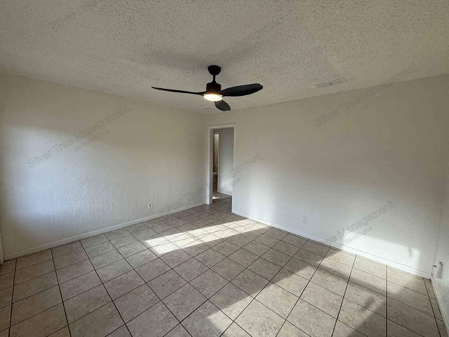 1 bed, 1.0 bath, 550 sqft, $800 — Photo 3