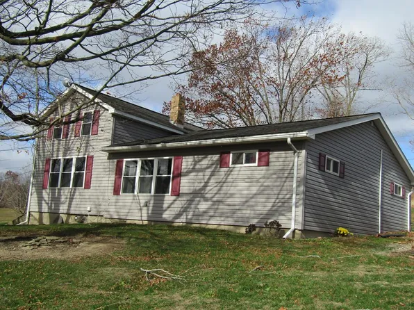 9 Farmall Ln, Granville Summit, PA 16926