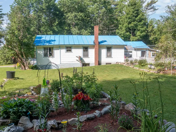 156 Mayfield Road, Moscow, ME 04920