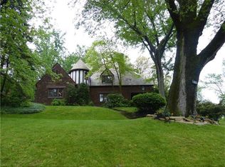 283 Jefferson Dr, Pittsburgh, PA