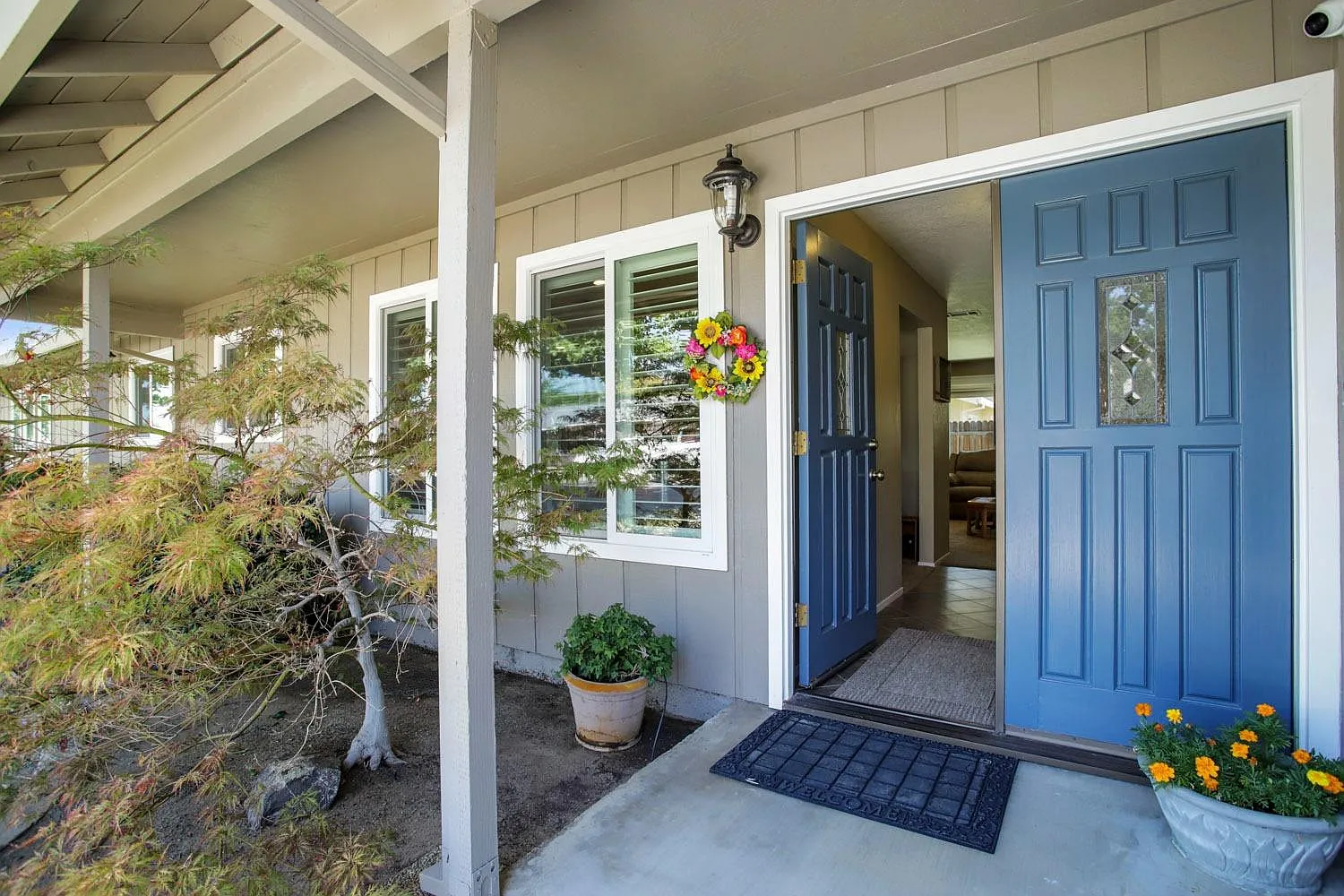 2224 Oregon Ave photo 1