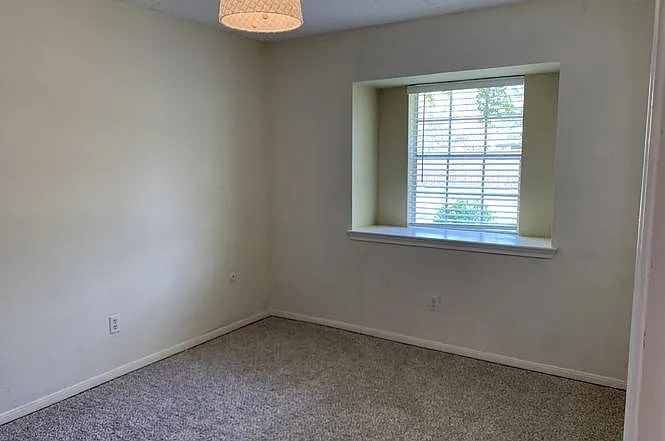 6318 Leaf Arbor Dr — Photo 19