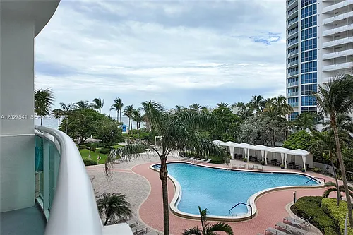 3001 S Ocean Dr #319 Photo 1