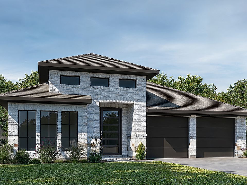 1st image of 121 Chinkapin Oaks