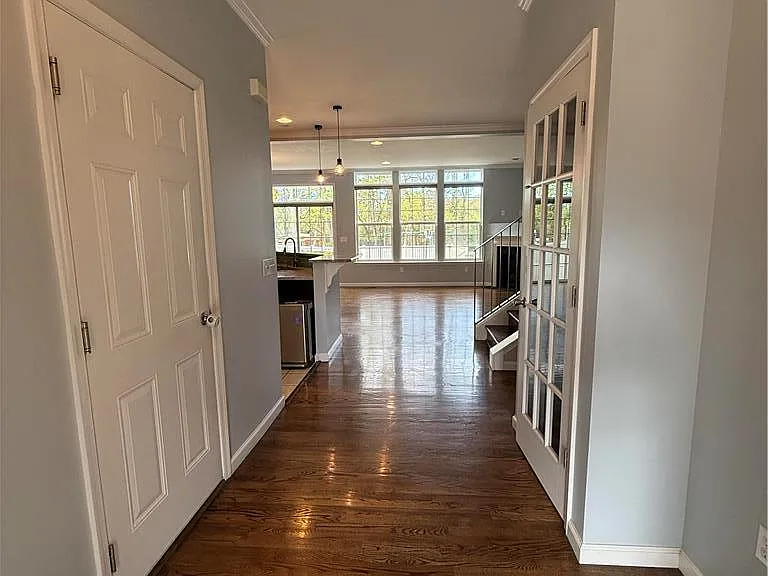 4528 Bellflower Way — Photo 3