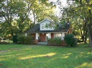 135 Ellenboro Henrietta Rd, Ellenboro, NC 28040