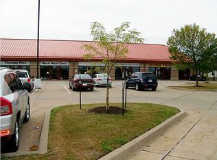 3245 Williams Pkwy SW STE 3, Cedar Rapids, IA 52404