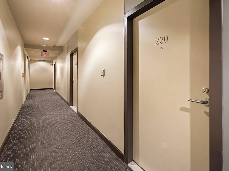 437 New York Ave NW #220 — Photo 21