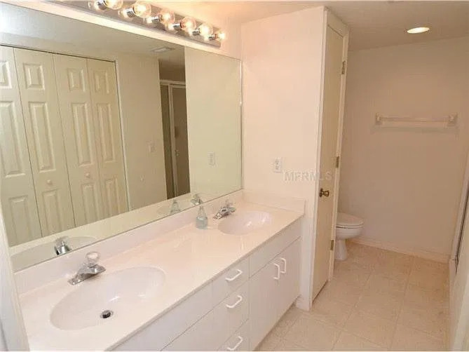 175 Kings Hwy — Photo 4