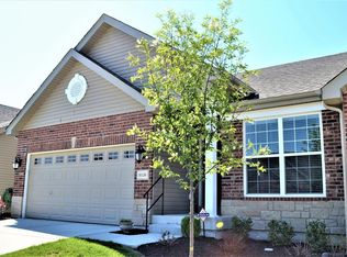 16126 Amber Vista Dr, Ellisville, MO 63021