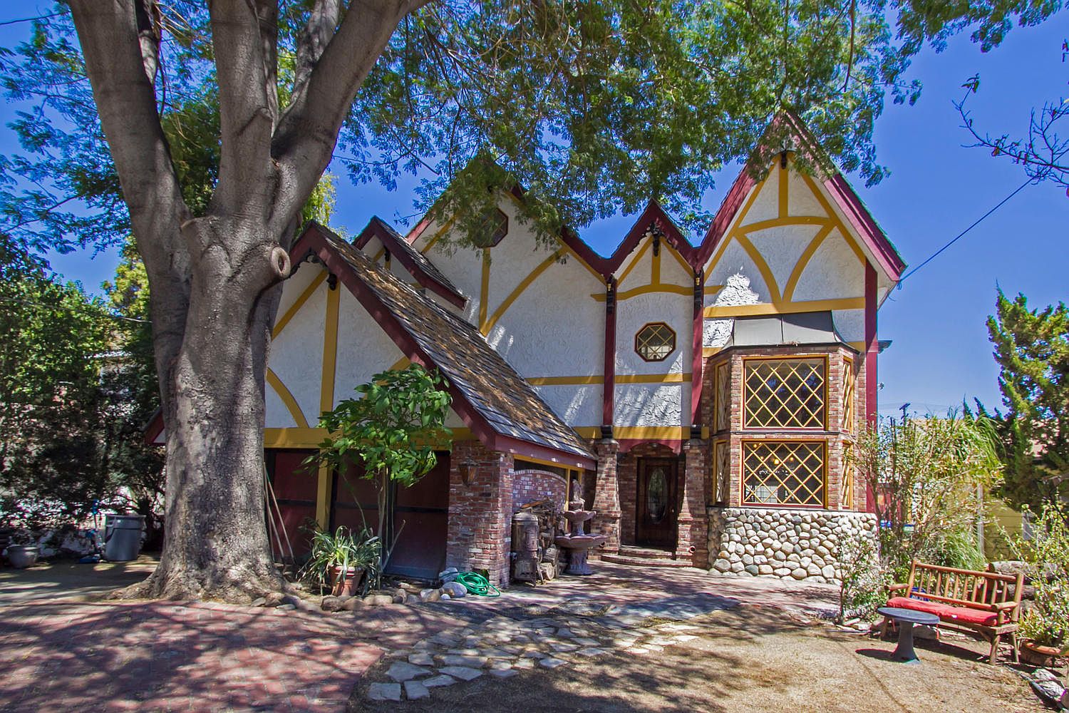 5926 Mammoth Ave, Van Nuys, CA 91401 | Zillow