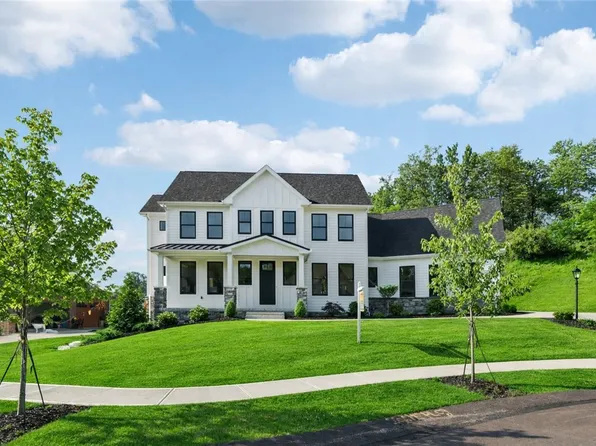 205 Carry Back Ct, Cranberry Township, PA 16066