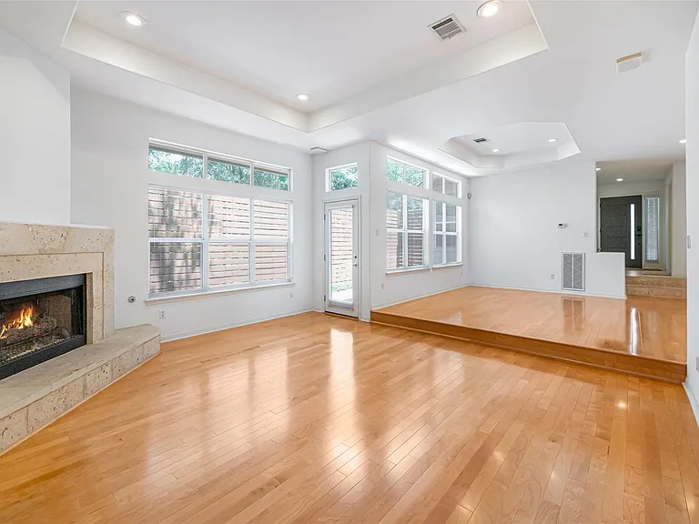 1621 Maggie Mayes St — Photo 13