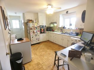 2 Bowdoin St #2F, Cambridge, MA 02138