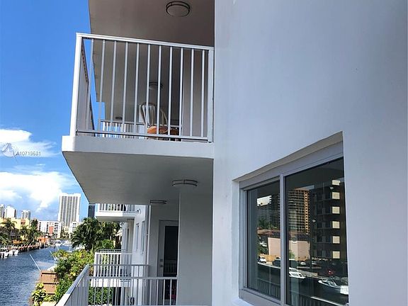 5th image of 3755 NE 167th St APT 4