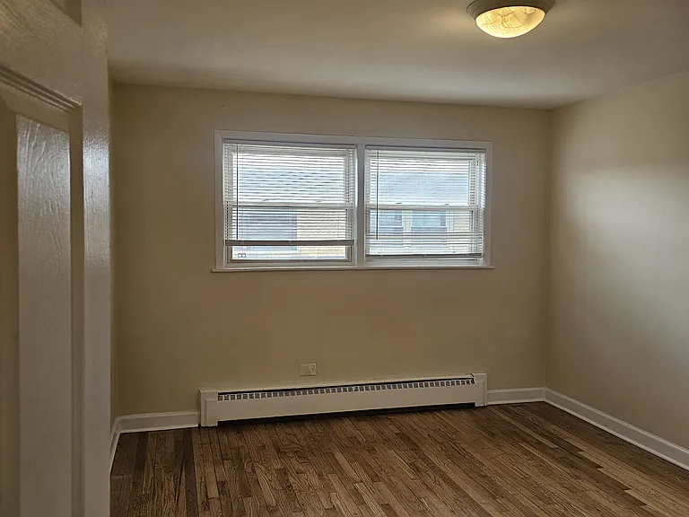 9215 S Cottage Grove Ave #2 — Photo 5