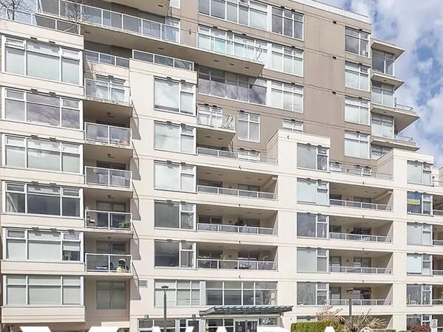 9288 University Crescent Burnaby — Photo 2