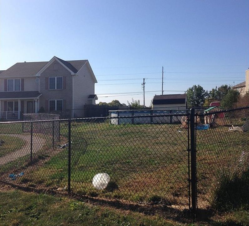 2nd image of 113 S Morris Blvd