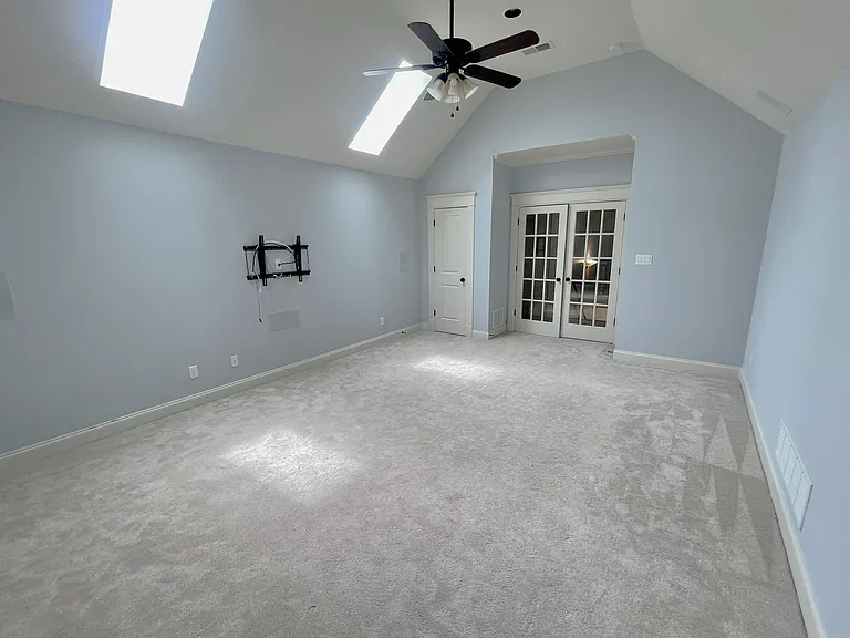 1820 Enclave Hollow Ln E — Photo 23