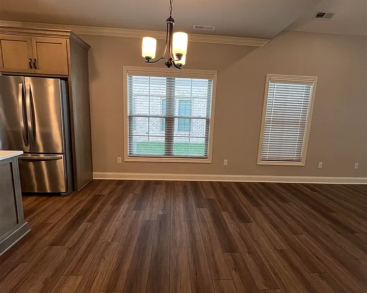 556 Cumberland Pointe Ln — Photo 5