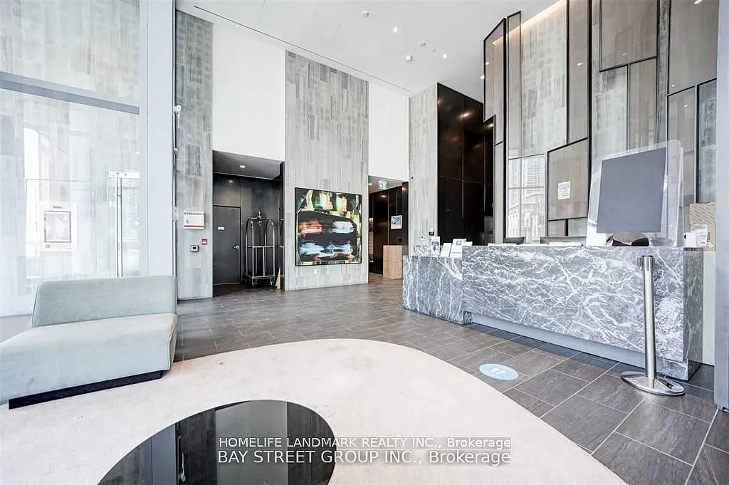 2 bed, $2,750 — Photo 2