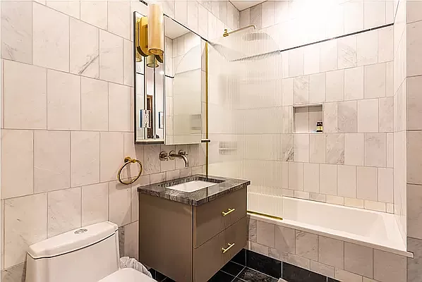 Rented by REAL New York | media 14