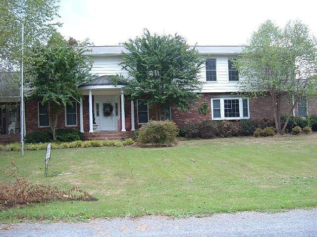 2nd image of 2 Lakeland Dr NW