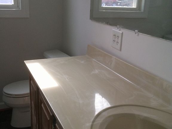 Downstairs bath with JacuzzitubAllnew