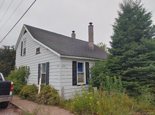 314 S Lake St, Ishpeming, MI 49849