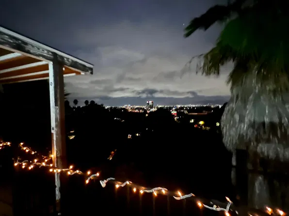 (undisclosed Address), Encino, CA 91436