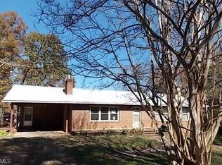 379 A R Morris Rd, Denton, NC 27239