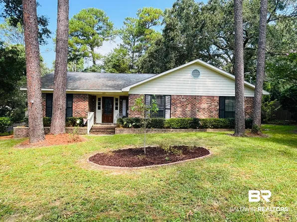 109 Windsor Ct, Daphne, AL 36526