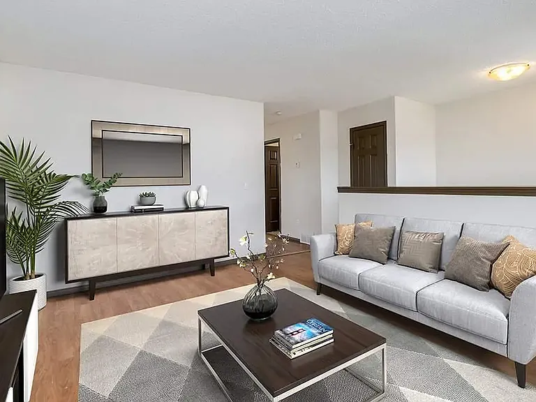 55 Pleasant Park Rd W #15 — Photo 4