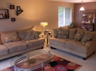 8021 234th St SW APT 221, Edmonds, WA 98026