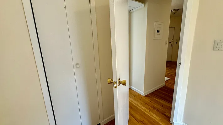 Rented by HOLTON REAL ESTATE INC. | media 6