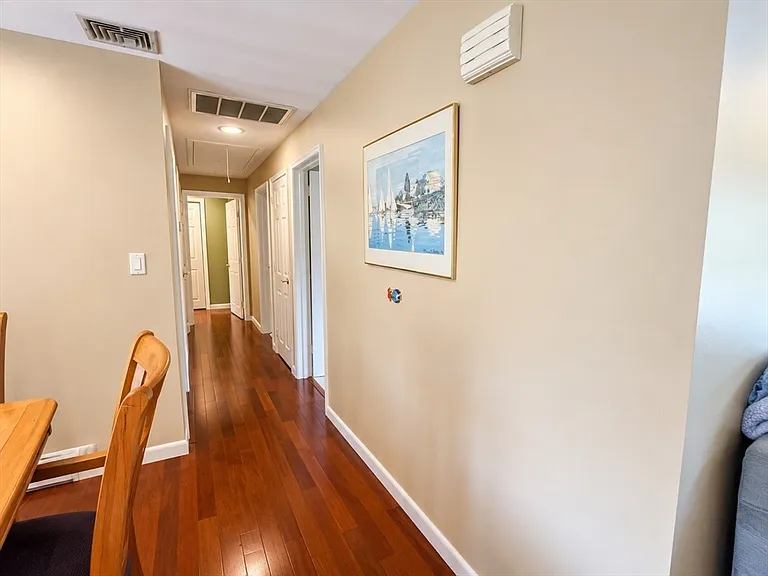 15 Leonard Rd — Photo 8