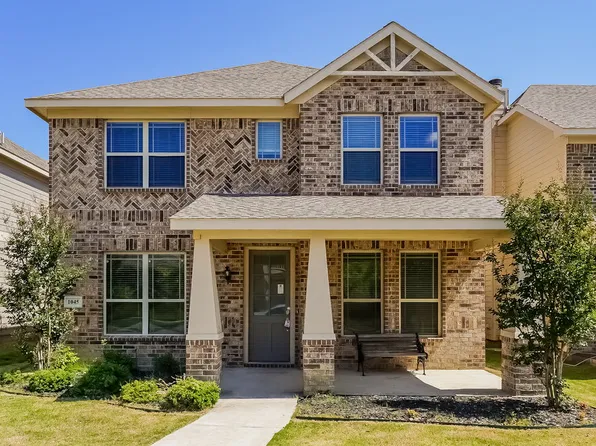 1045 Marietta Ln, Aubrey, TX 76227