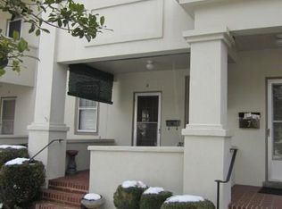 1311 N Augusta St APT 8, Staunton, VA 24401