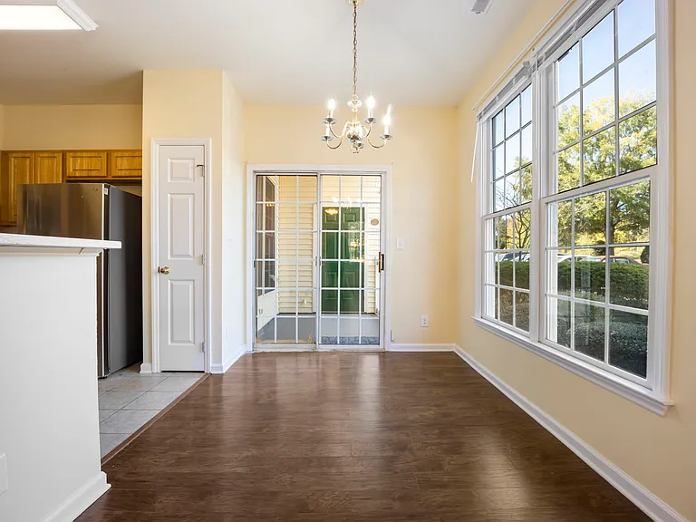 1511 Kudrow Ln — Photo 15