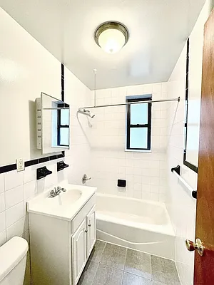 Rented by Pear NYC LLC | media 17