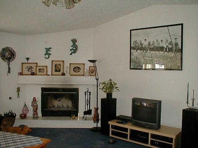 2nd image of 506 Venus Ave