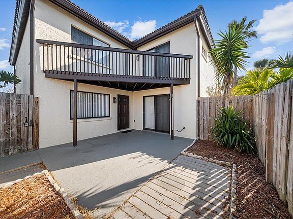 3rd image of 3345 Sandy Reef Ct Unit 92