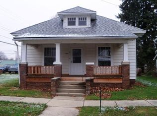 10 N Main St, Roachdale, IN