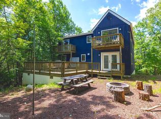 24 Forrest St, Basye, VA 22810