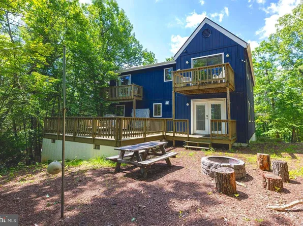 24 Forrest St, Basye, VA 22810