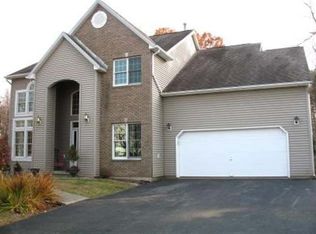 418 Pinkster Ln, Slingerlands, NY 12159