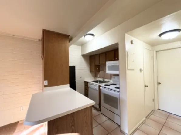 599 N Darwin St #4, Salt Lake City, UT 84103