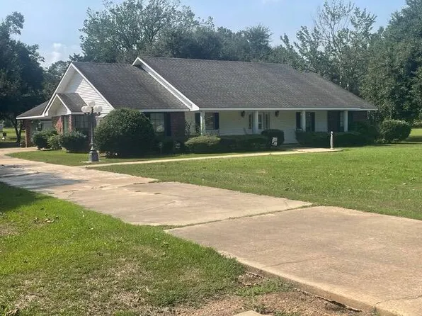 195 Hilda Ln, Marksville, LA 71351